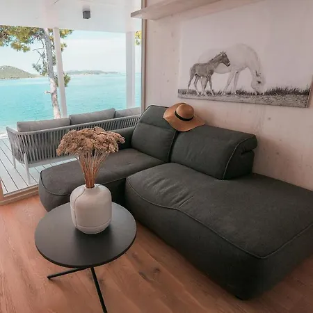 Oi Concept Village * Drage